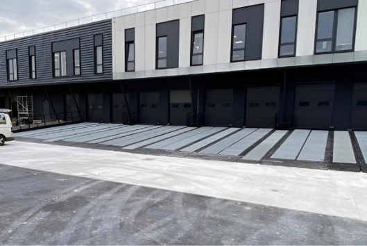 mcd 27 installation de fermetures industrielles a caen 14 rampe dacces fixe